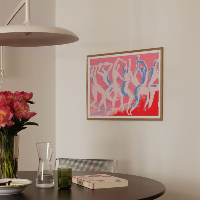 Dancing print, retailer reference photograph